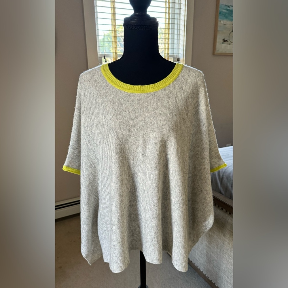 Acrobat cashmere wool‎ blend gray cropped sweater poncho women M L